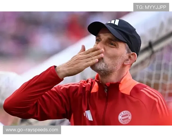 拜仁体育总监弗洛因德谈于帕梅卡诺续约：目标是长期留队